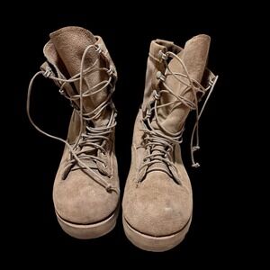 Belleville Combat Boots Men's 7 XW Gore-Tex Desert Tan Military Vibram 03-D-0322